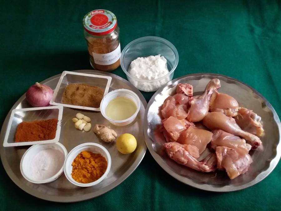  ti
Ingredients of Marinating Chicken in Chicken Tikka Masala.