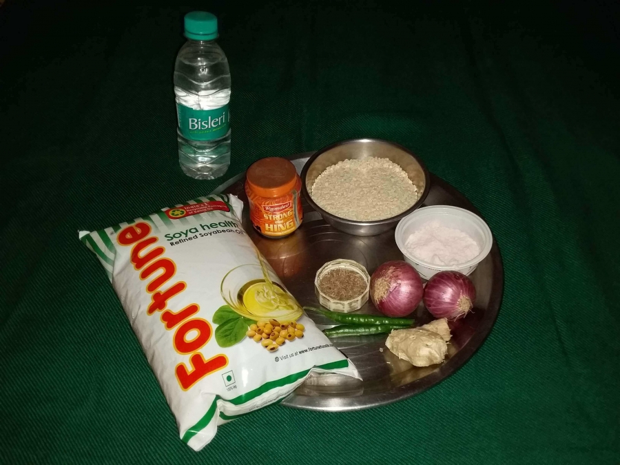 Ingredients needed for making Vada, in Recipe for Dahi Vada.