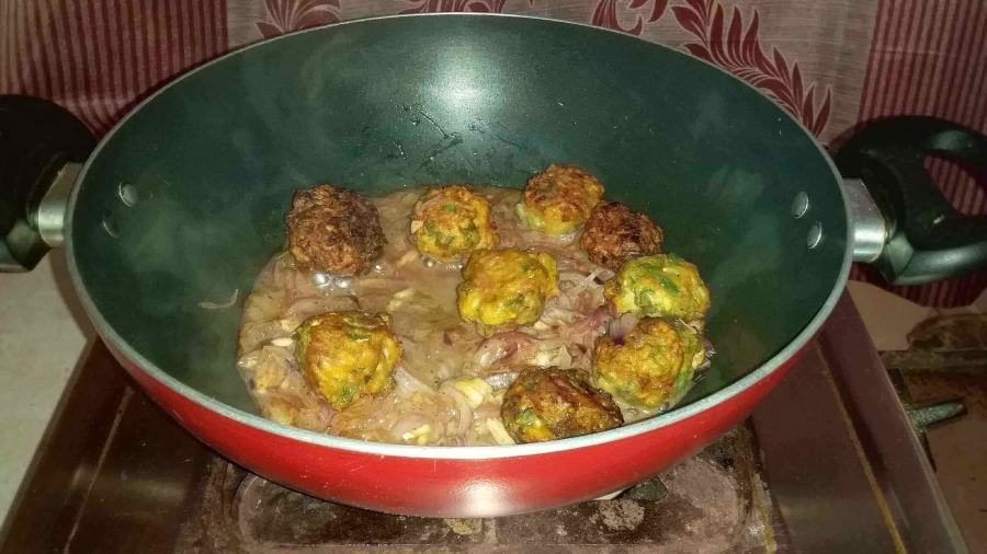 The dish being prepared by using Recipe for Veg Manchurian.