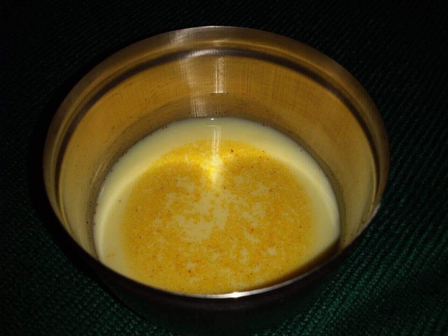 Saffron mixed milk in Recipe of Rabri.