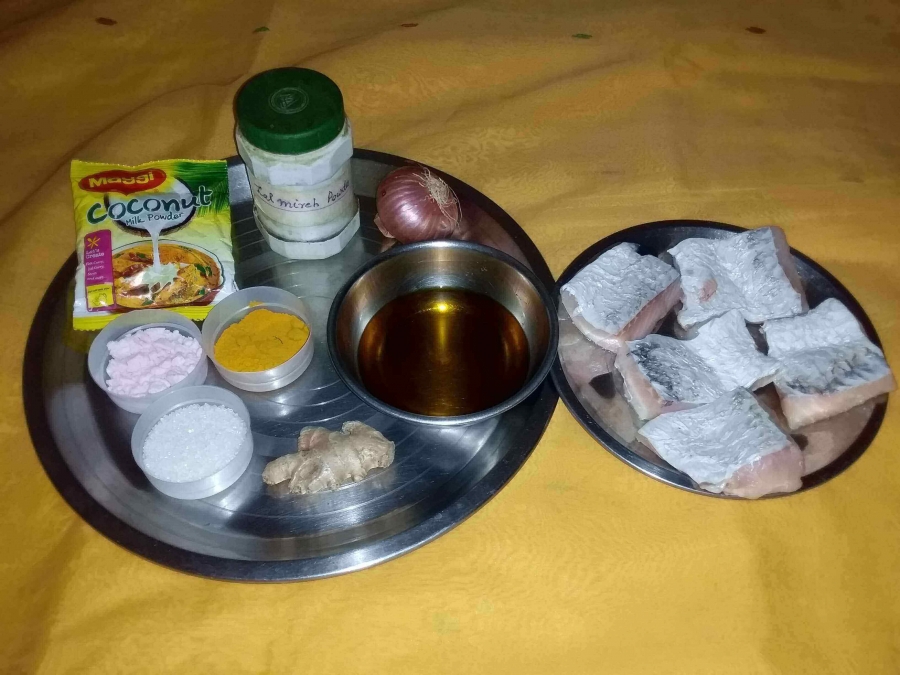 Ingredients used in Recipe of Fish Curry with Coconut Milk.