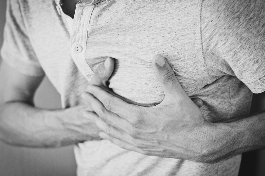 Broken heart syndrome symptoms can mimic a heart attack.