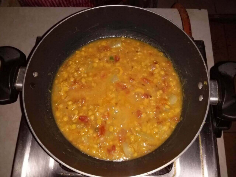 Dal being cooked with boiled vegetables is an important step, for all those who want to know as how to make Chana Dal.